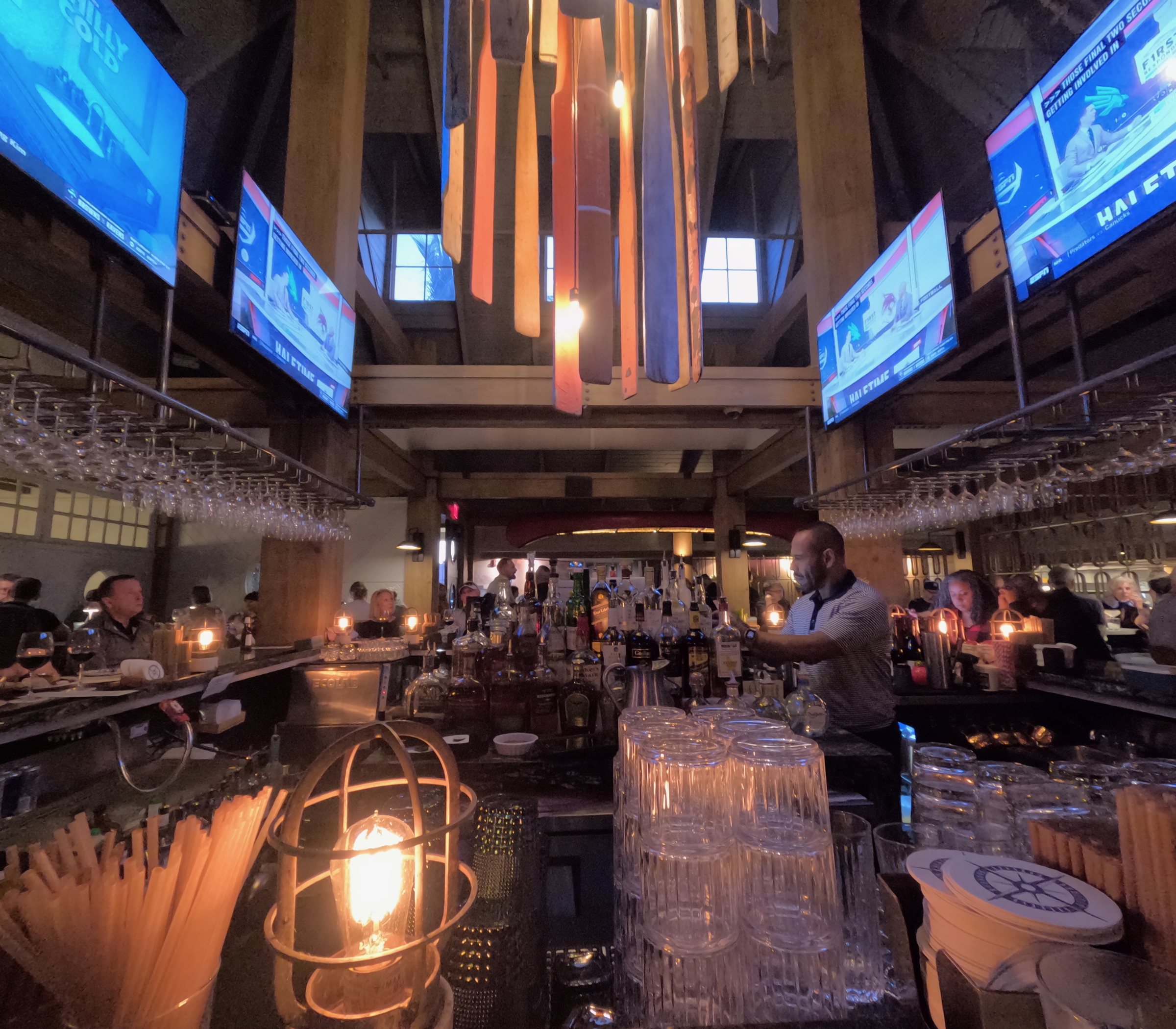 An evening at a waterfront bar in Fort Lauderdale
